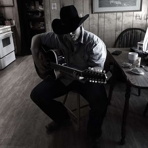 Meet your Posher, Louis